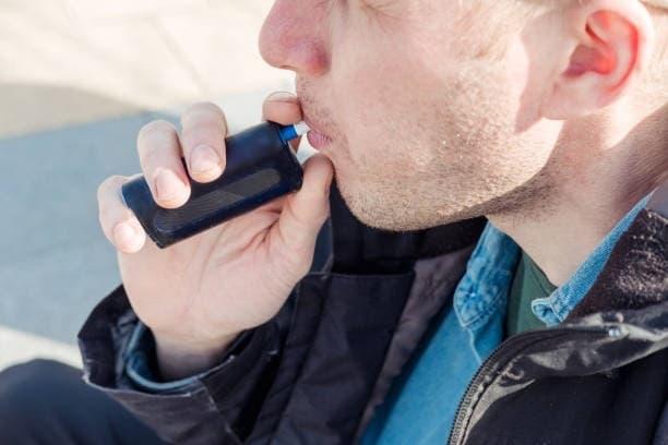 E-Sigara poradnik jak wybrać i używać urządzeń z recenzją vype epen 2