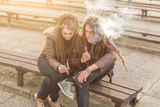 Jak strategie iBVape i innowacje iBVape wpływają na rozwój trendu idea vape w Polsce