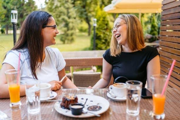 xoilac tv i premixy edym kompleksowy przewodnik, porównanie funkcji i praktyczne porady dla użytkowników