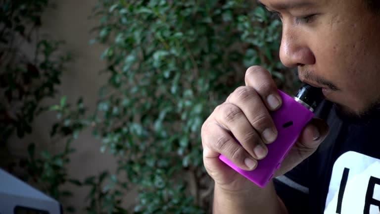 Porównanie funkcji cà khịa tv i e papieros rx200 – recenzja, opinie i praktyczne wskazówki